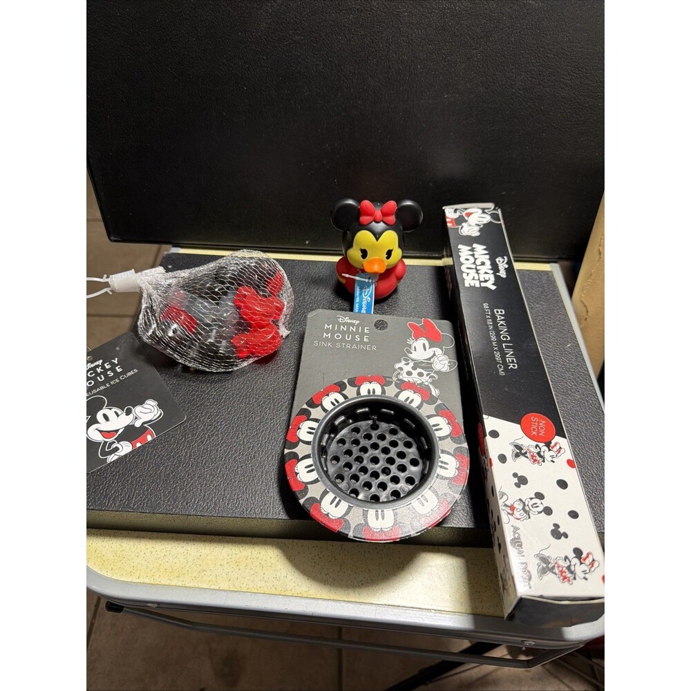Disney Kitchen Lot, Minnie Sink Strainer, Reusable Ice Cubes, Baking Liner,duck